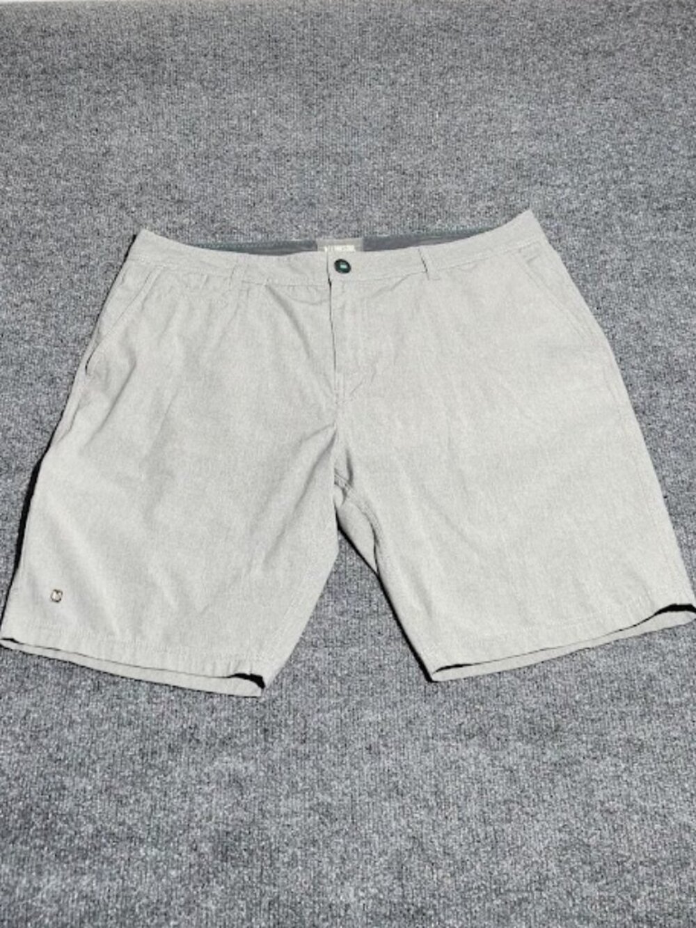 Linksoul Men's Golf Shorts in size 34 - Picture 1 of 3